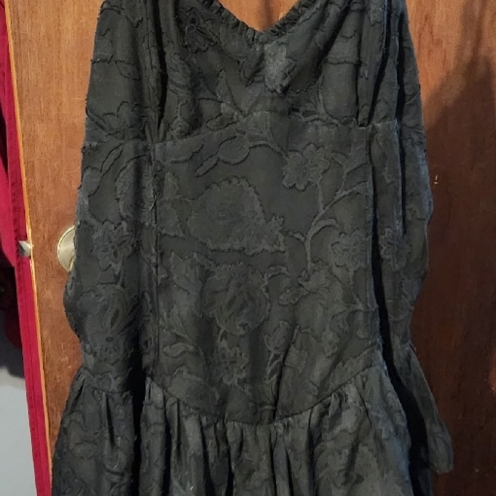 Elegant Black Lace Dress